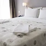 Hotel Pelagos *