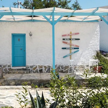Pelagos Hotel