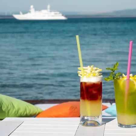 Pelagos מלון בוזקאדה